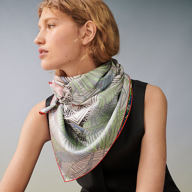 ★HERMES★Doubleface-Seidentuch 90 スカーフ Guepards Bandana double face scarf 90 | Hermès USA